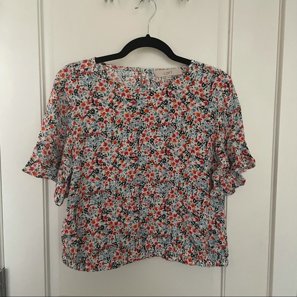 NWT LOFT Multi-Color Floral Short Sleeve Blouse